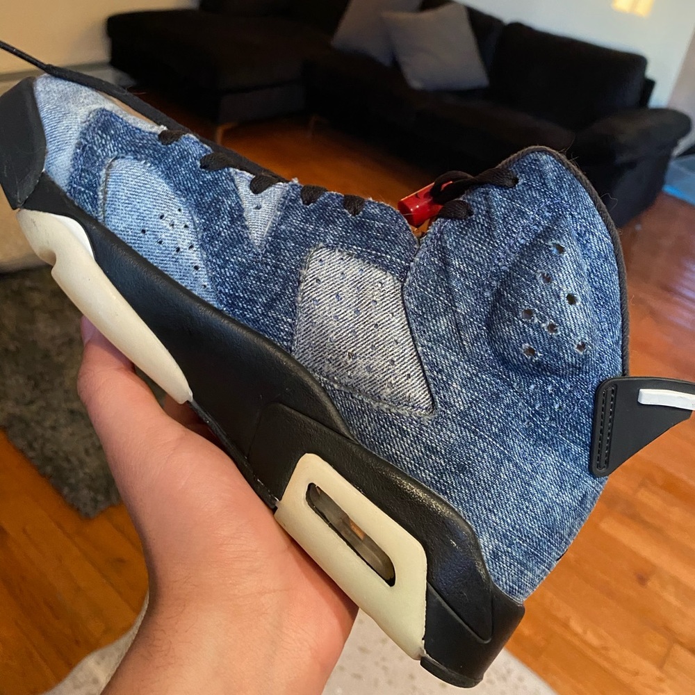 Air Jordan 6 Retro “Washed Denim”